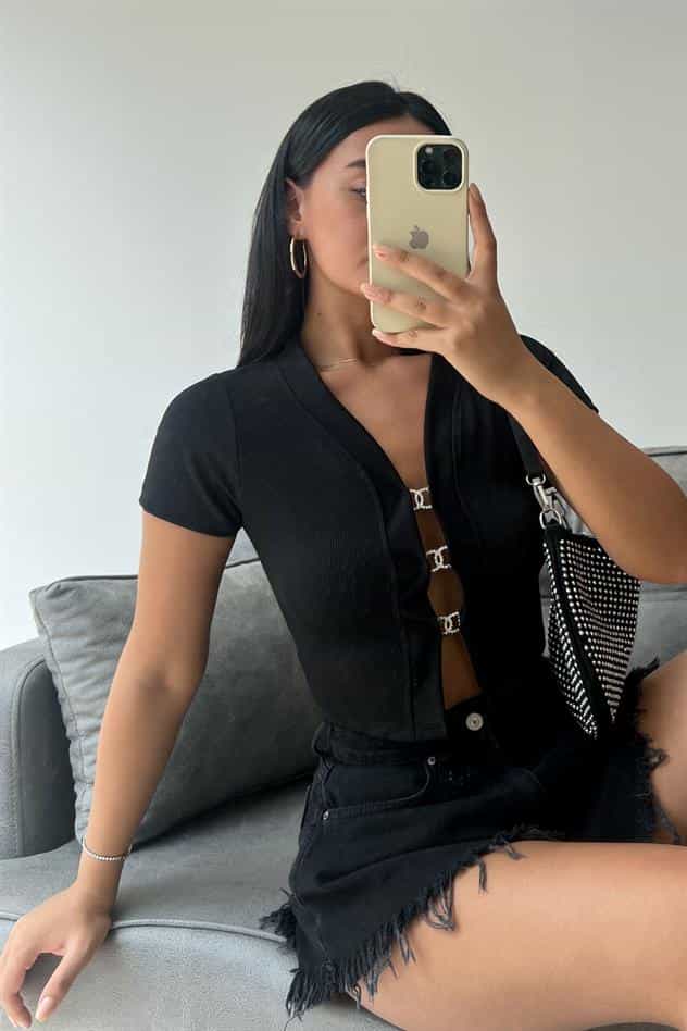 bluzcut-out-detayli-tas-aksesuarli-blu-296d4d.jpg
