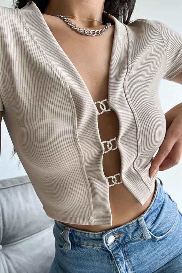 bluzcut-out-detayli-tas-aksesuarli-blu-6ce6c1.jpg