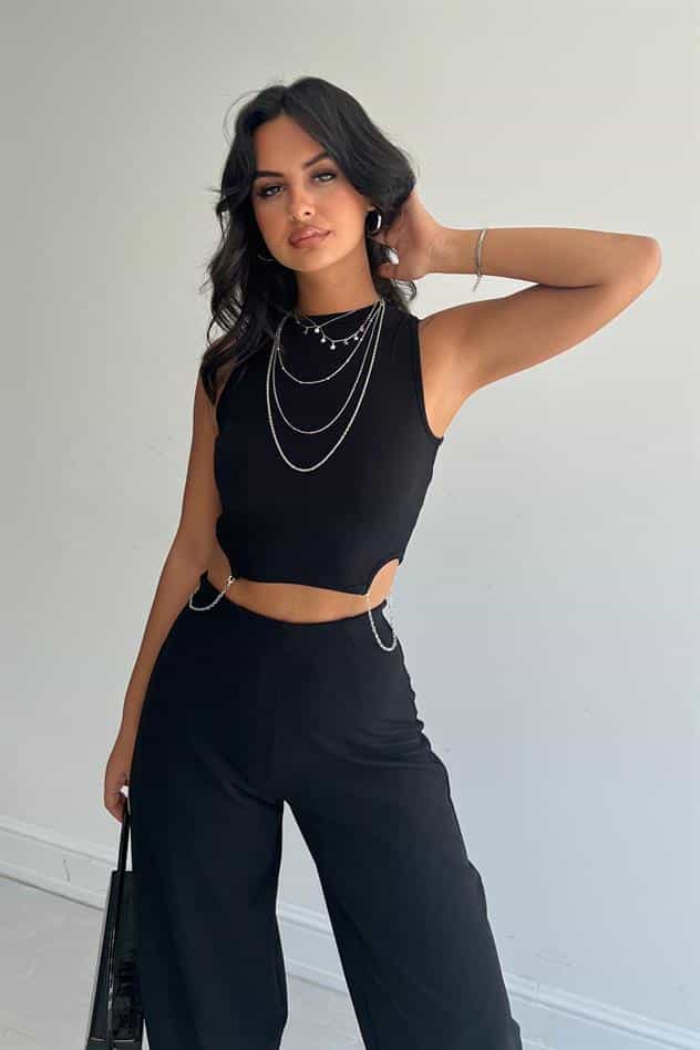 bluzyanlardan-zincirli-bluz-siyah-3ffa67.jpg